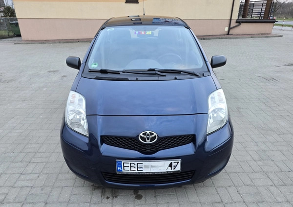 Toyota Yaris cena 21900 przebieg: 180000, rok produkcji 2010 z Bełchatów małe 211